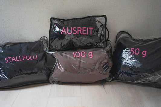 Deckenaufkleber_Aufkleber_deckentaschen_PferdedeckenAufkleber_PersonalisierteReitspoartartikel_PferdedeckenTaschen_TaschenfuerPferdedecken