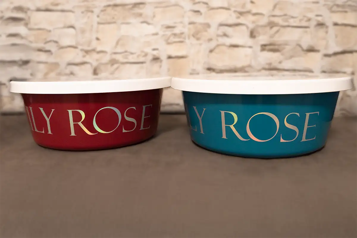 Müslischale Pferd, Futterschale Pferd, Futterdose personalisiert, personalisierte Futterschale, Futterdose, personalisiert, Pferdenamen, Reitsportartikel, Geschenk für Reiter, Pferde Reitsportfachgeschäft, Reitsportbedarf Ratingen, Mettmann, Düsseldorf, Pferdeliebhaber, personalisierte Reitsportartikel,