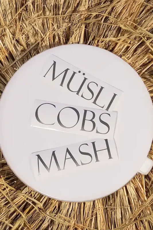 Futterschalen, Müslischale Pferd, Pferdefutterschale, Pferdefutter, reitsportbedarf, stallbedarf, reitsportartikel, personalisierte reitsportartikel, personalisierte futterschalen, aufdruck