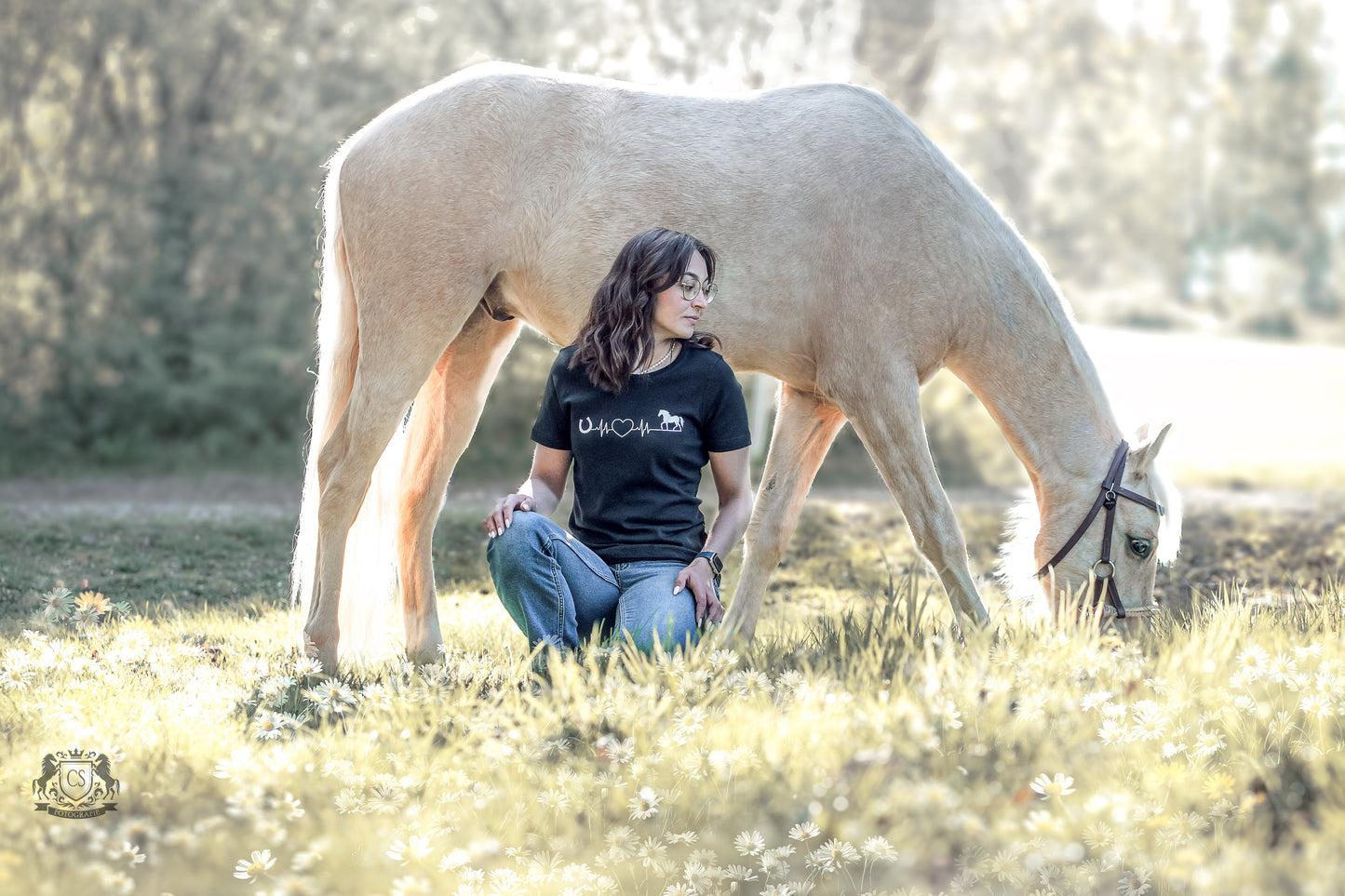 Pferdeliebe – Dein Herzschlag T-Shirt für Reiter & Pferdefanshirt