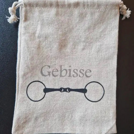 personalisiert, Pferdenamen, Reitsportartikel, Geschenk für Reiter, Pferde Reitsportfachgeschäft, Reitsportbedarf Ratingen, Mettmann, Düsseldorf, Pferdeliebhaber, Aufbewahrung Putzzeug, personalisierte Reitsportartikel, schlampermäppchen