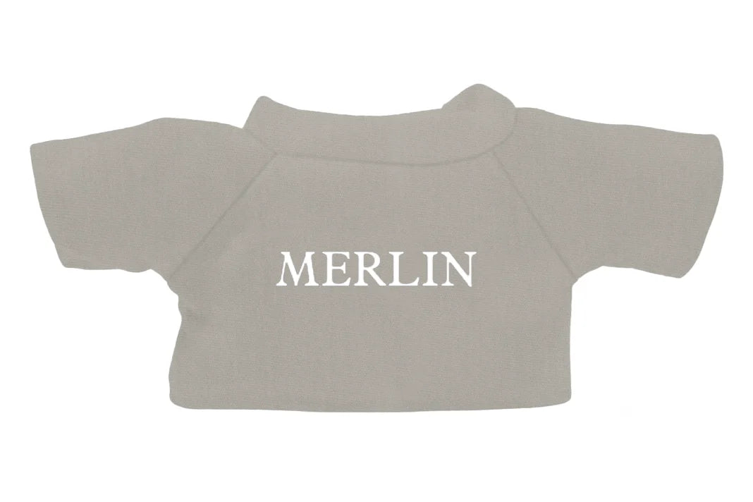 Niedliches Kuschelpony aus Plüsch mit freundlichem Ausdruck und weicher Füllung mit süßem Tshirt mit Namen bedruckt.