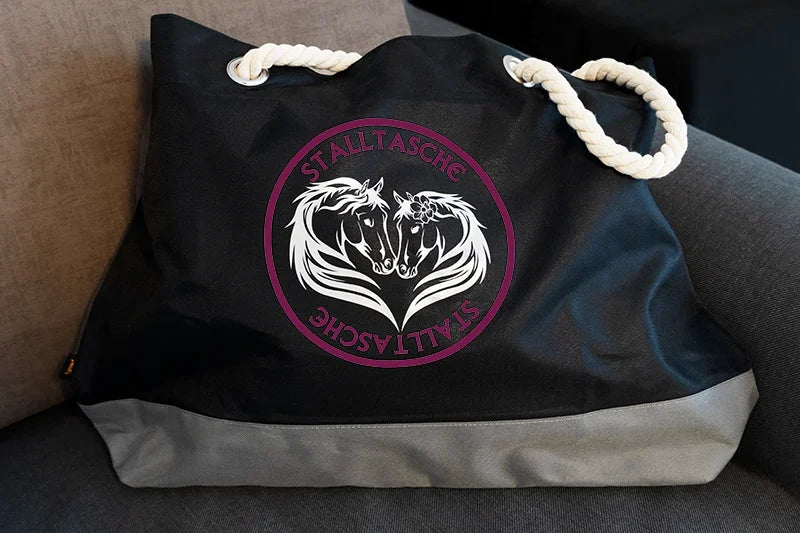 Stalltasche mit pinkem Pferde-Logo
