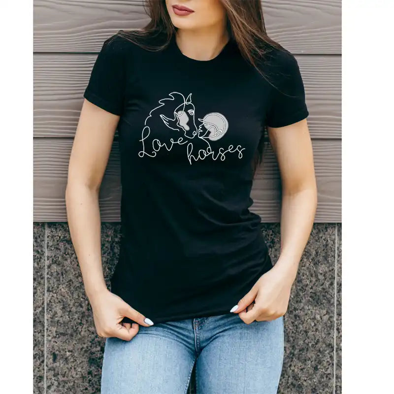 Schwarzes Love horses T-Shirt – Geschenkidee für Pferdeliebhaber